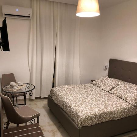 Antonietta De Pace Rooms By Napoli Milionaria B&B Екстер'єр фото