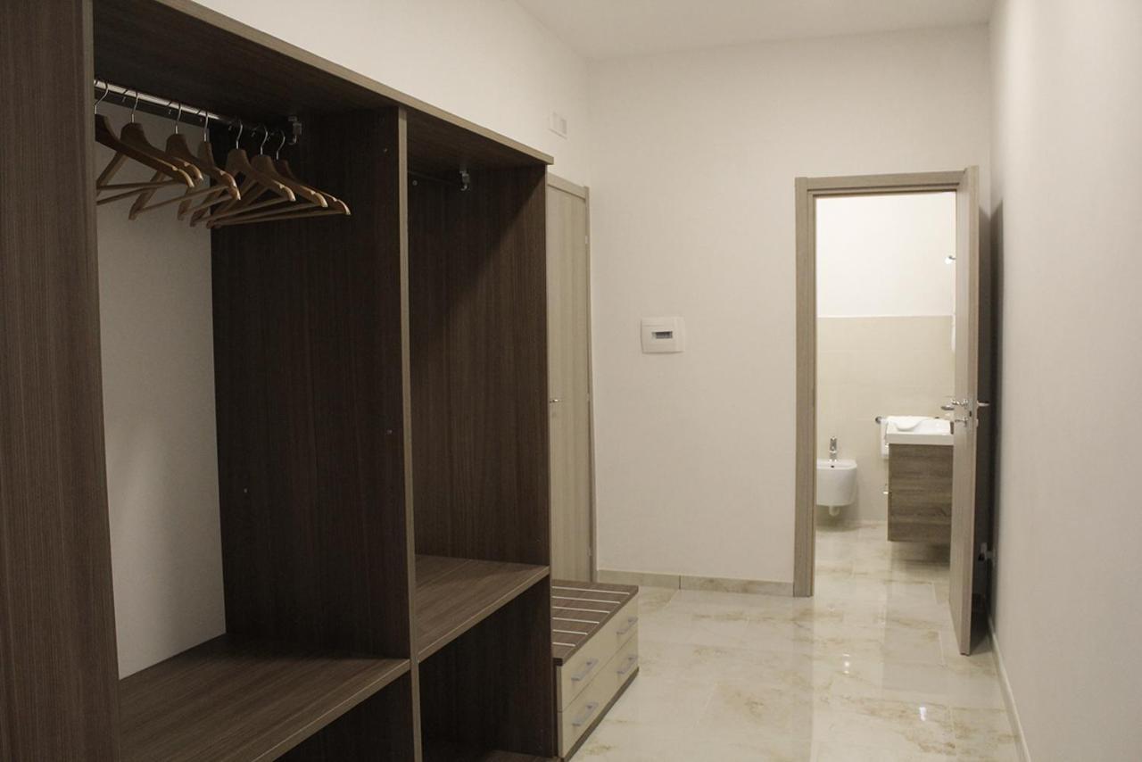 Antonietta De Pace Rooms By Napoli Milionaria B&B Екстер'єр фото